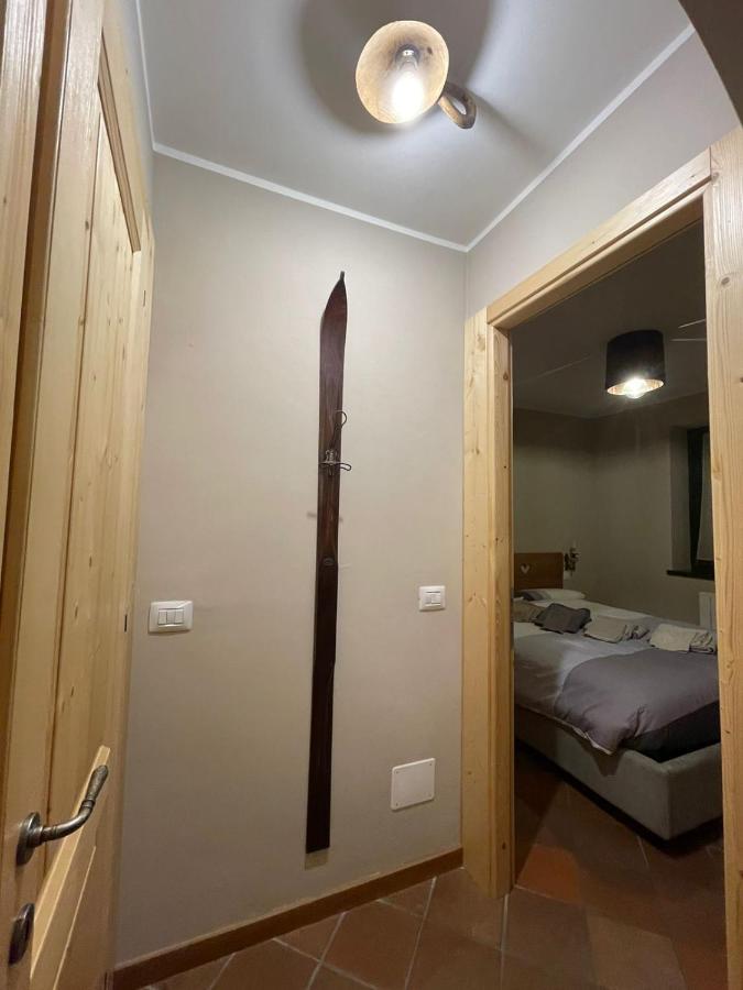 Rele B Apartment Temu Bagian luar foto