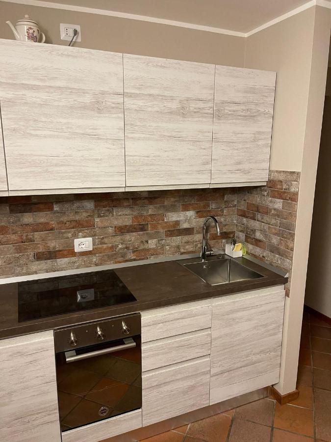 Rele B Apartment Temu Bagian luar foto